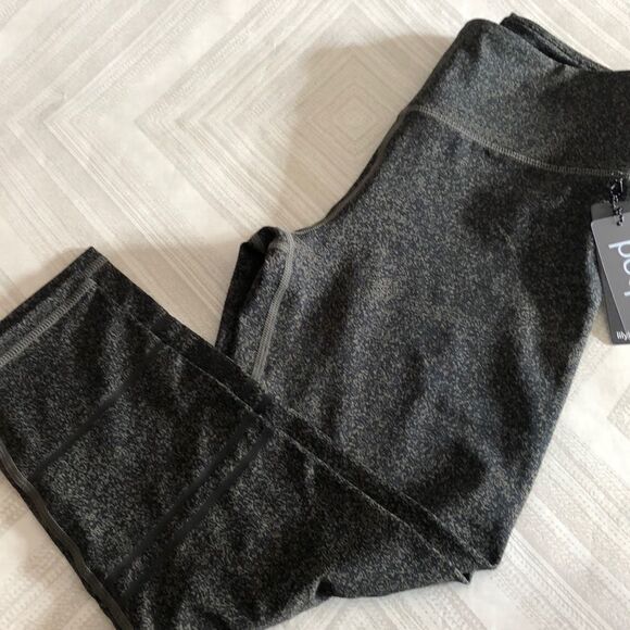 Lilybod Olive & Black Speckled Cropped Leggings - Size L - Picture 1 of 6